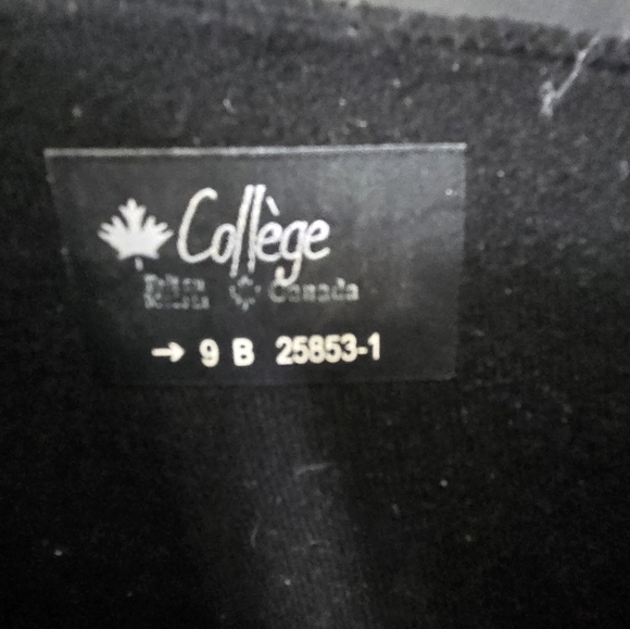 COLLEGE leather square toe block heel boots. Size 9 - Picture 12 of 12